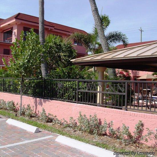 Away Inn Lauderdale-by-the-Sea Exterior foto